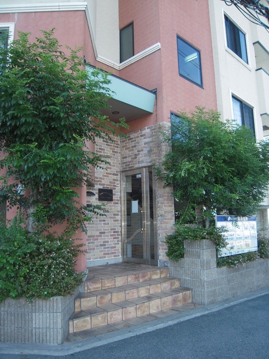 エントランス部分 ア－カンシェル 東寝屋川