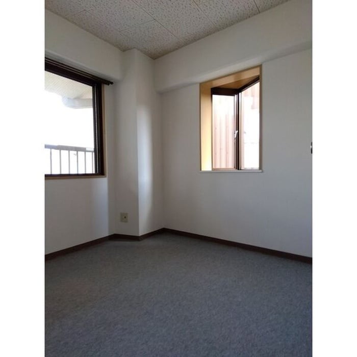 居室 石山古都ハウス