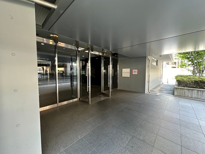 エントランス部分 ブランメゾン堀川