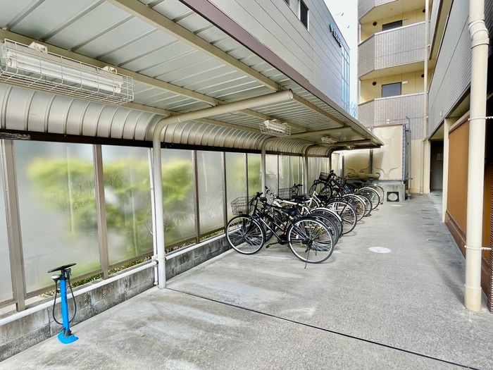 駐輪場 ヴォ－ルレ－ベン