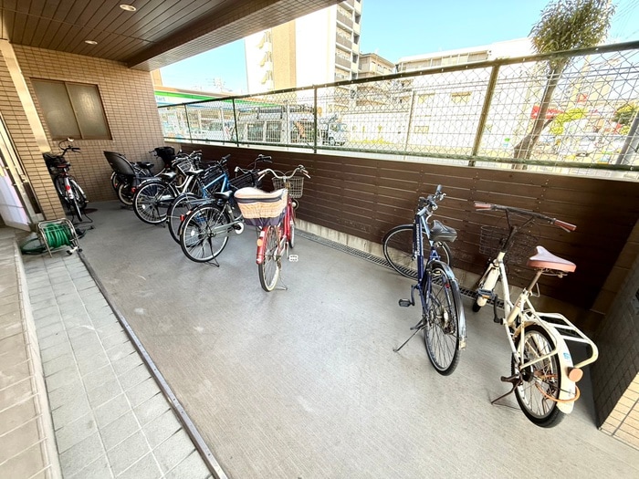 駐輪場 グレイスヴィラ姫島