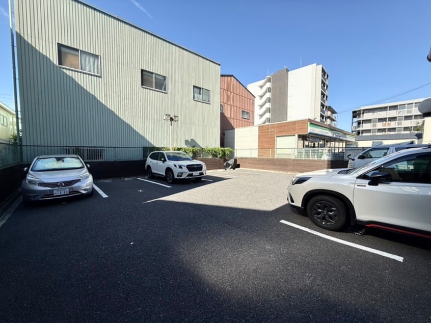 駐車場 グレイスヴィラ姫島