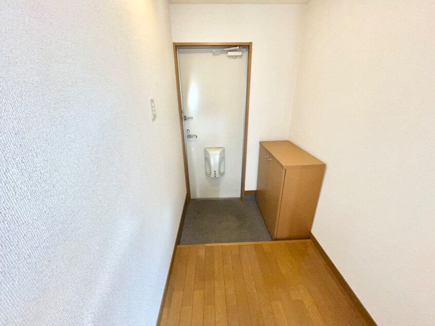 玄関 ロザージュⅡ
