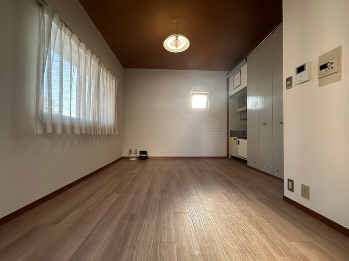 居室 ルーブル小川