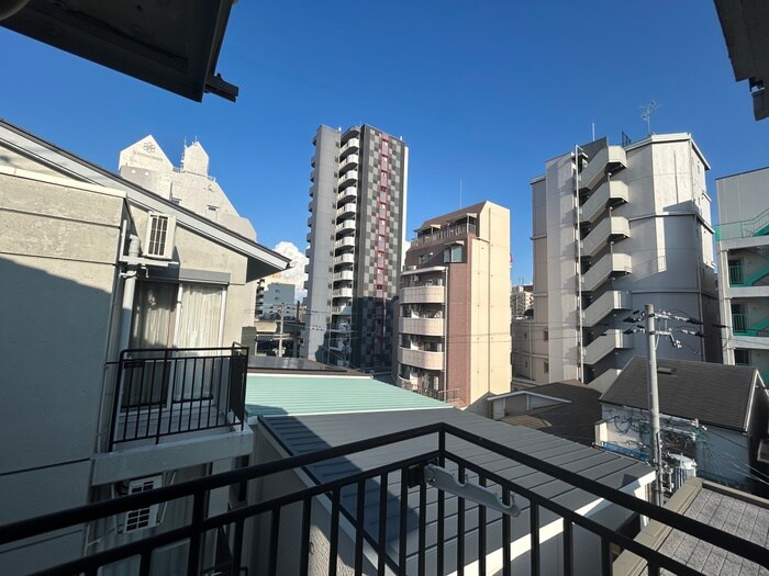 室内からの展望 ルーブル小川