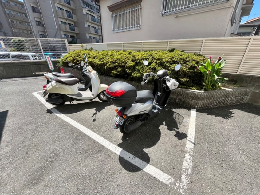 バイク置き場 ハーモニーⅠ