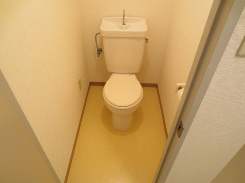 トイレ コ－ポマツダ