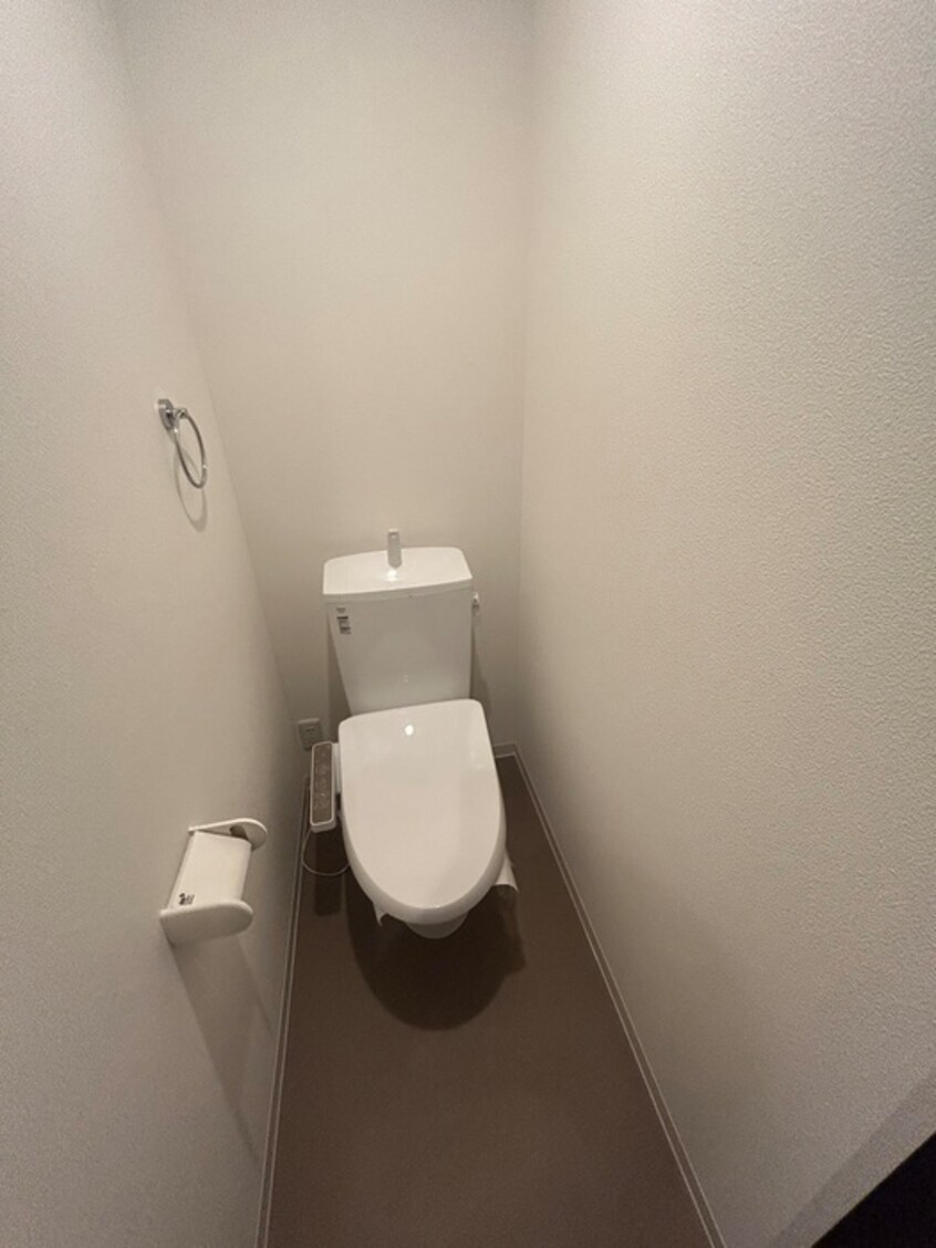 トイレ シエーナ若江岩田