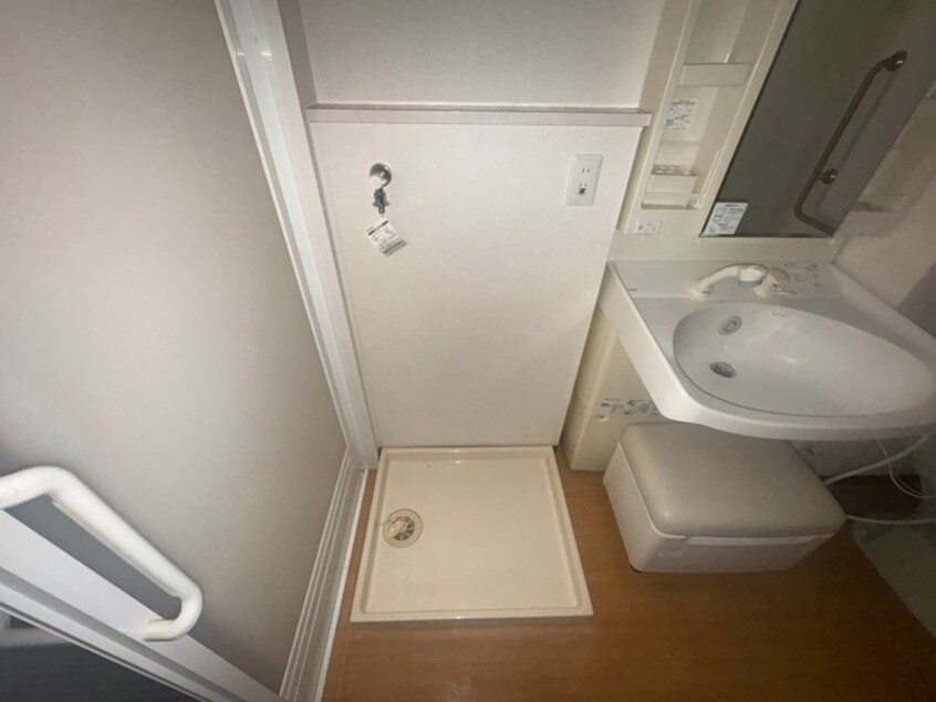 洗濯機置場 アルバ谷上