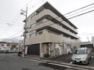 ファミーユ桂の外観