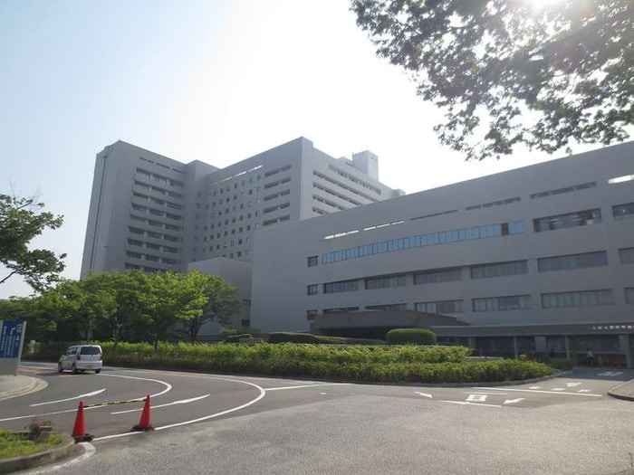 大阪大学(大学/短大/専門学校)まで2000m むつみマンション