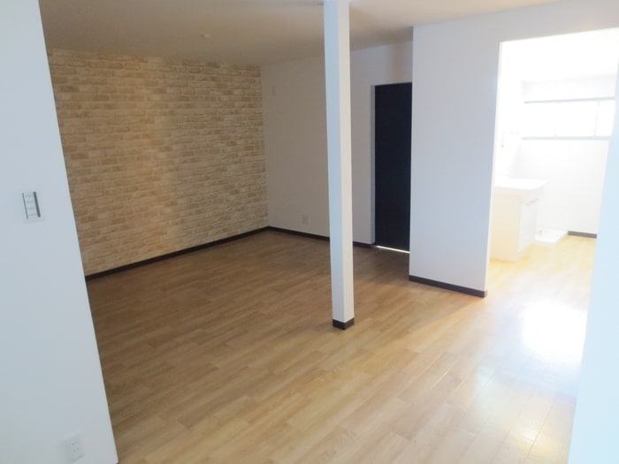 居室 Re-Home　松原市三宅中1丁目