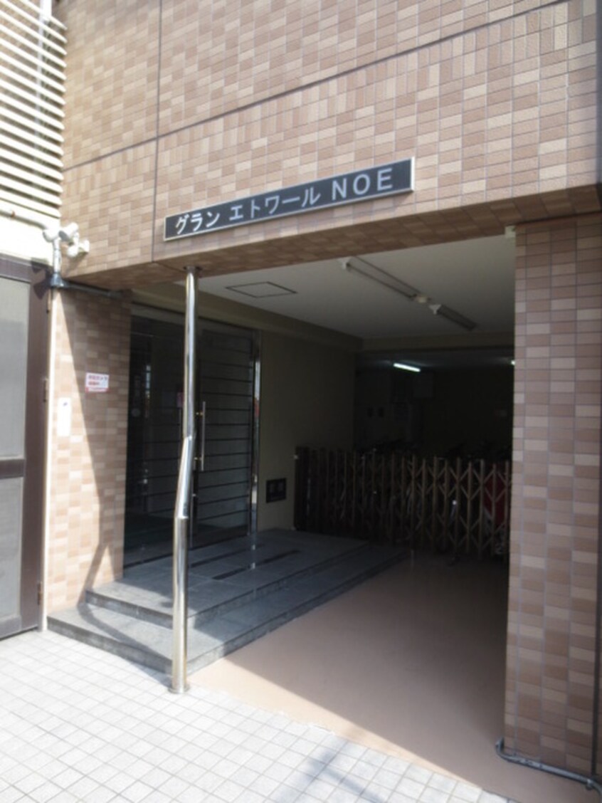 エントランス部分 オズレジデンスNOE