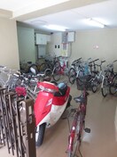 駐輪場 オズレジデンスNOE