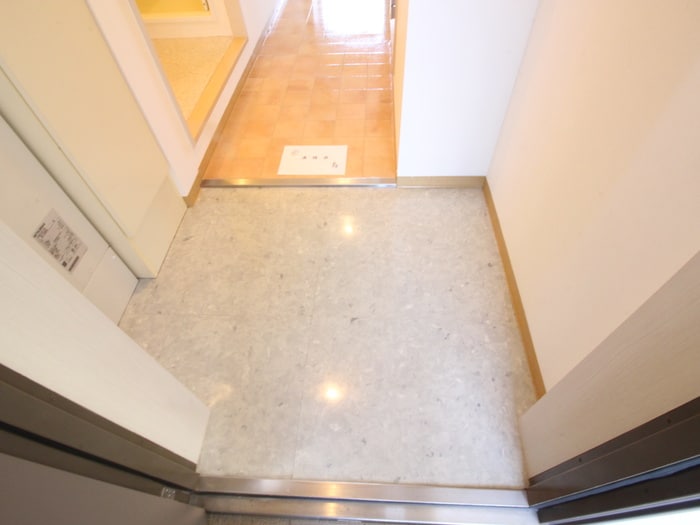 玄関 インペリアル豊中服部