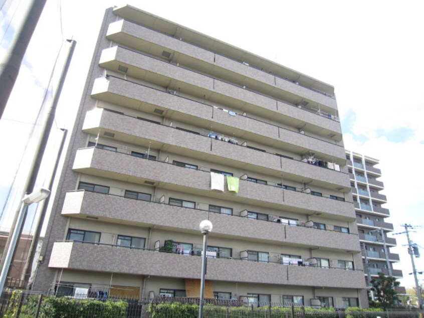 外観写真 アヴニ－ル出戸