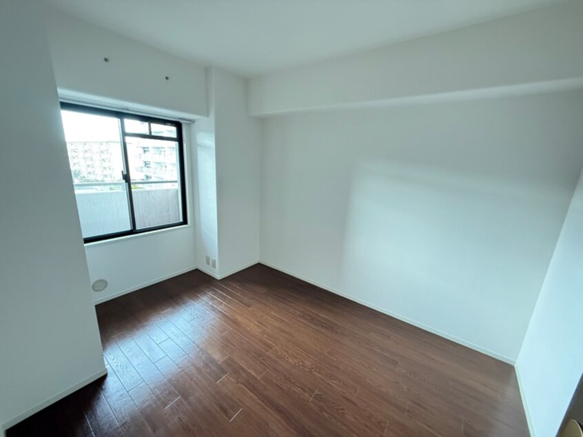 居室 アヴニ－ル出戸