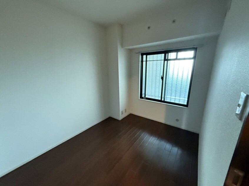 居室 アヴニ－ル出戸