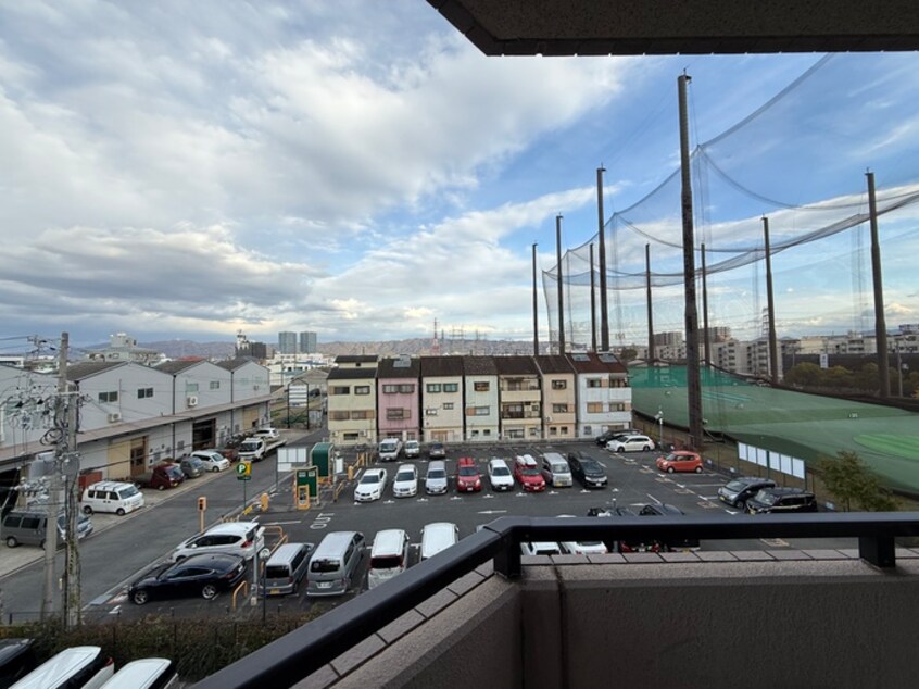 室内からの展望 アヴニ－ル出戸