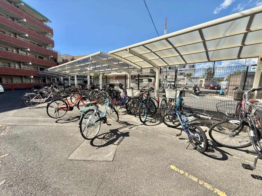 駐輪場 グランドハイツ小野