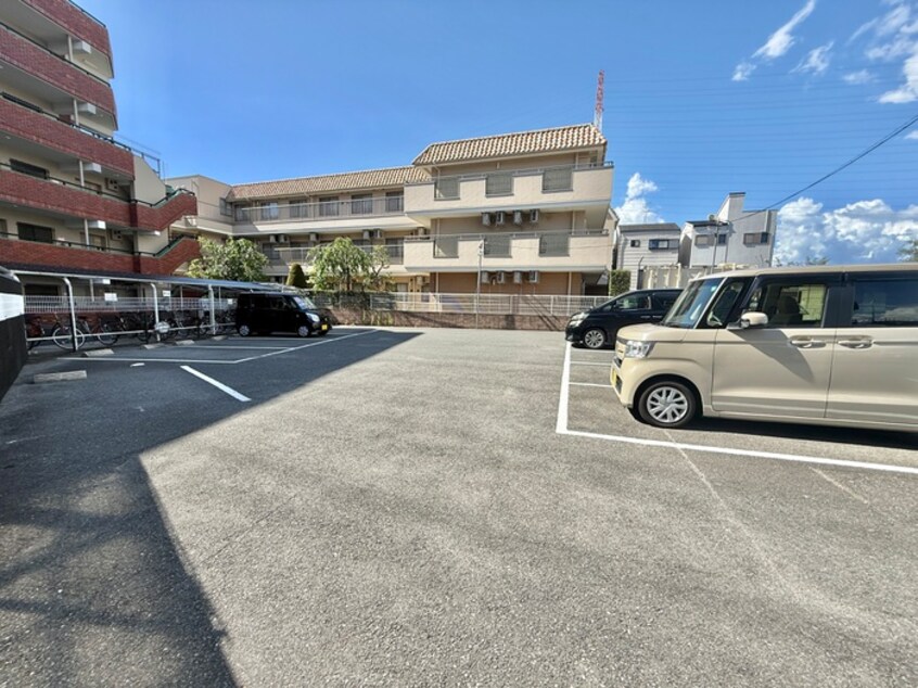 駐車場 グランドハイツ小野