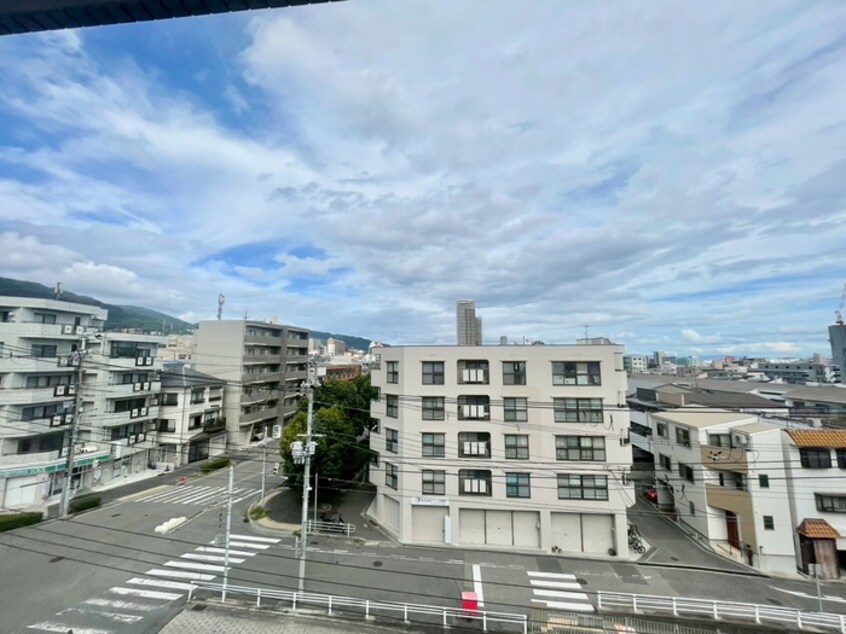 室内からの展望 ロ－レル甲南