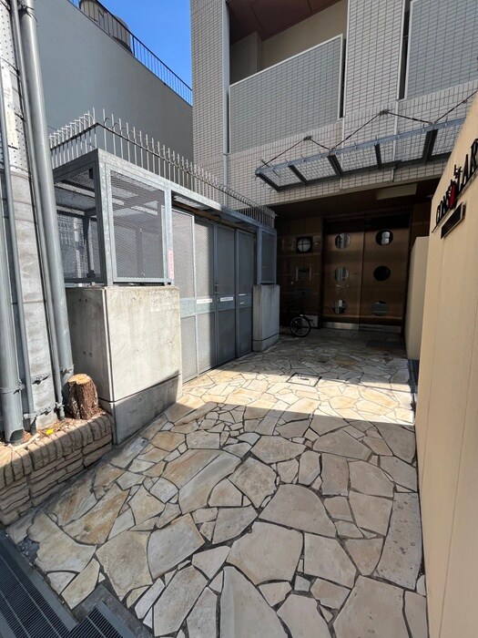 エントランス部分 コンソラ－レ上町台Ⅱ