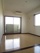 居室 コンソラ－レ上町台Ⅱ