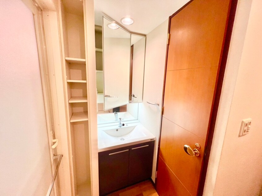 洗面 コンソラ－レ上町台Ⅱ