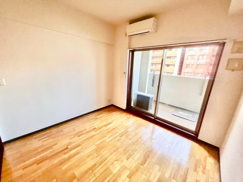 居室 コンソラ－レ上町台Ⅱ