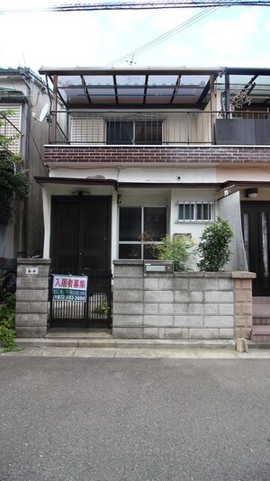 津之江町1丁目貸家