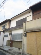 平方様貸家の外観
