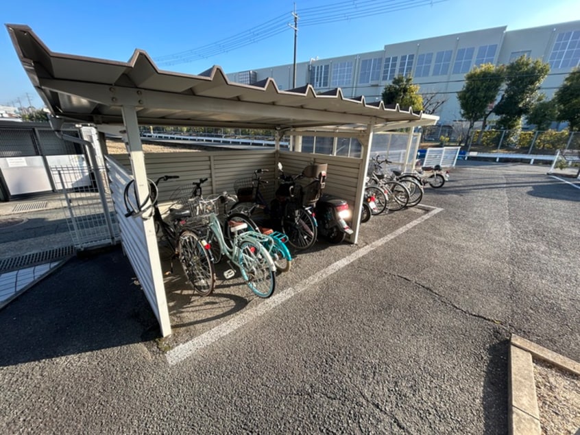 駐輪場 橋本マンション