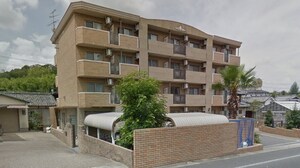 シャトー同志社前