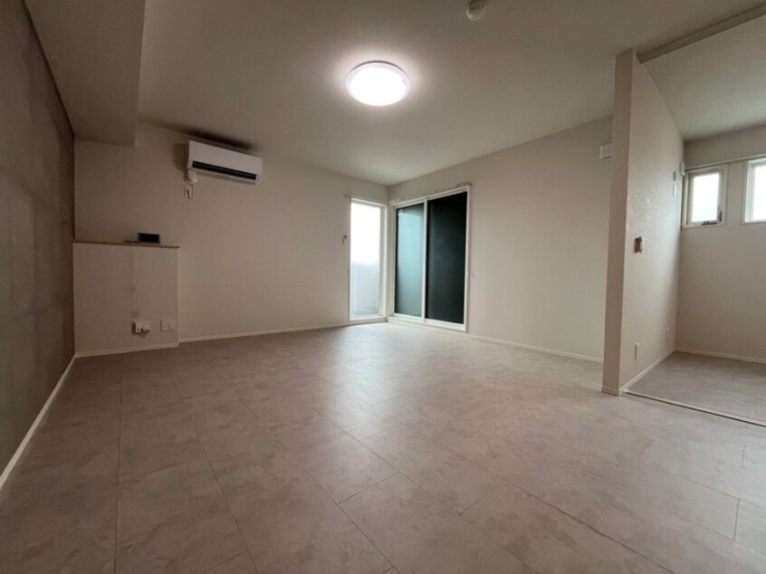 居室 ラ・メゾン三保町