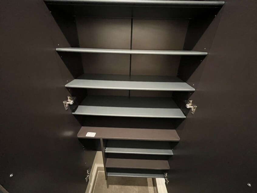 靴箱 ラ・メゾン三保町