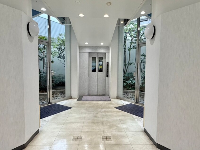 エントランス部分 テレーズ神崎川