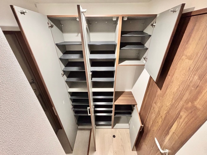 靴箱 グリ－ンパ－ク西院