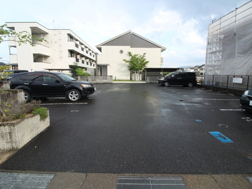 駐車場 グランダ－ル クラタ