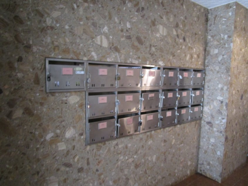 エントランス部分 メゾンアマデウス