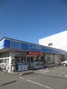 ローソン中神田店(コンビニ)まで423m LEGAL守口