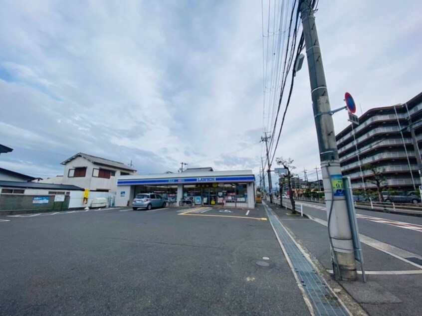 ローソン(コンビニ)まで650m ＧＡＲＤＥＮ泉