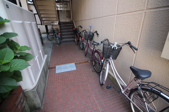 駐輪場 プチハイム上野
