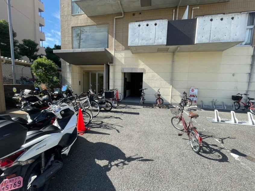 駐輪場 ドリームネオポリス桜ノ宮