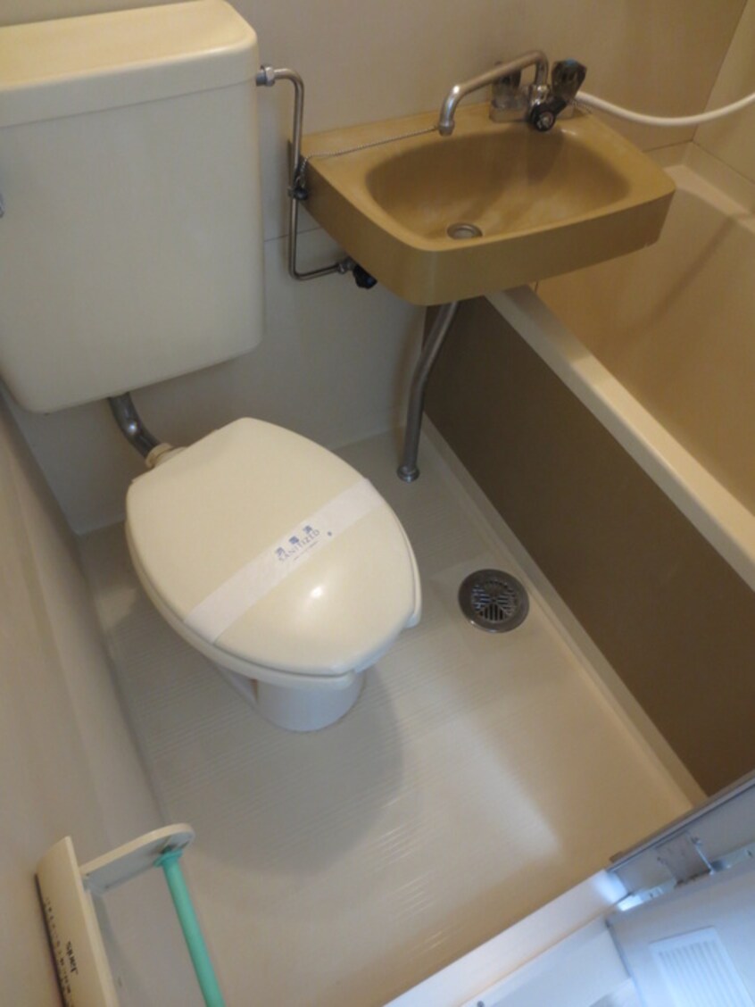トイレ フォンタル三津屋
