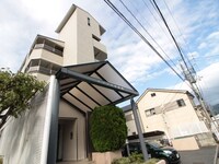 メゾンド中新開