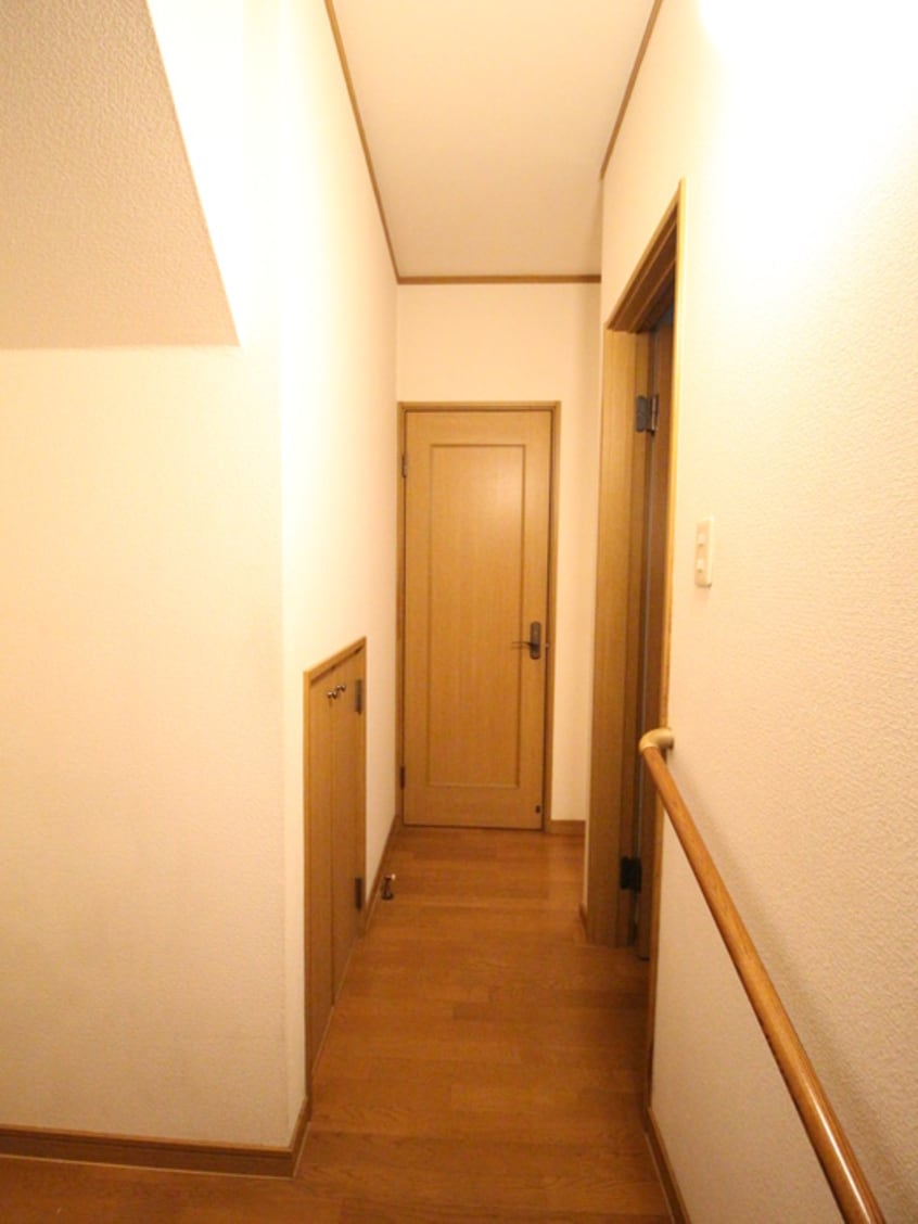 廊下 ピコロ竹渕