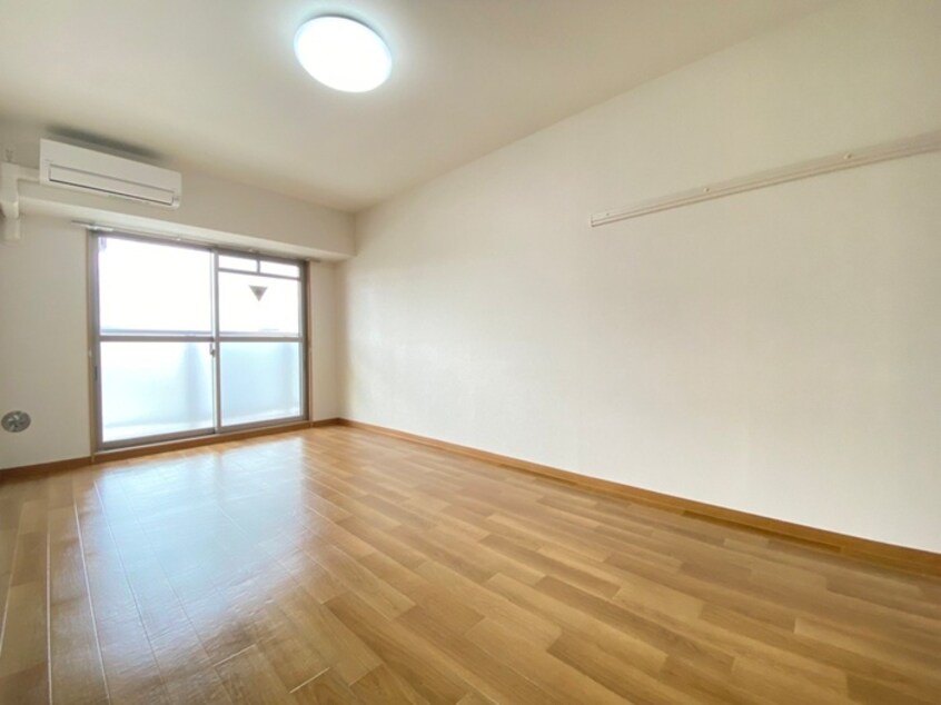 居室 アートプラザ京田辺3