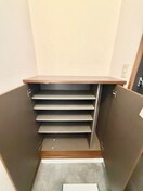 靴箱 フロ－レンス二色Ｄ棟