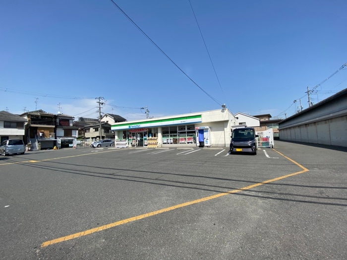 ファミリーマート(コンビニ)まで287m オークグレイス香里園